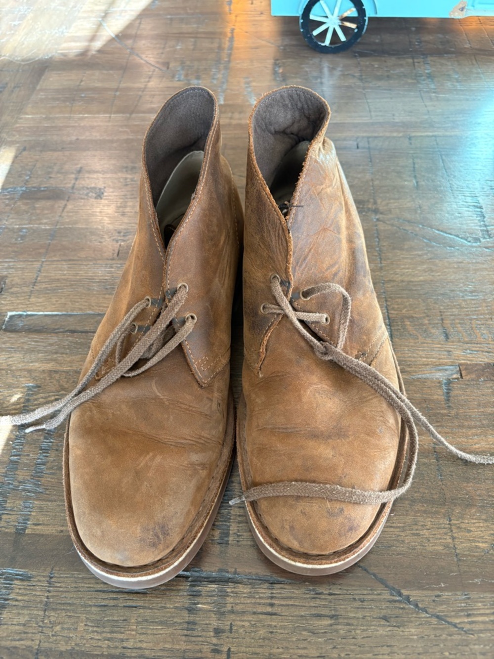 Clark’s Men's Brown Leather Chukka Boots - Classic Casual